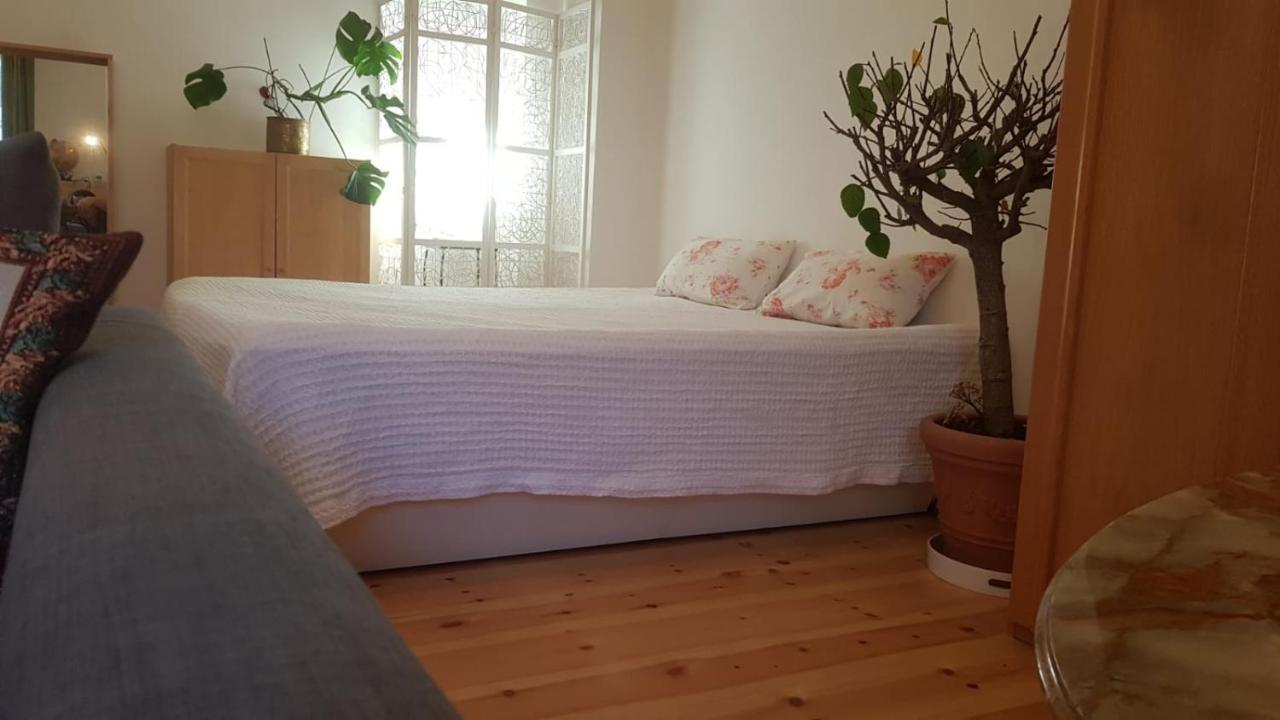 Fewo Garten - Eigener Eingang- Wlan-Parkplatz,Netflix, Terrasse,Doppelbett Und Schlafcouch Oberhausen  Exterior foto